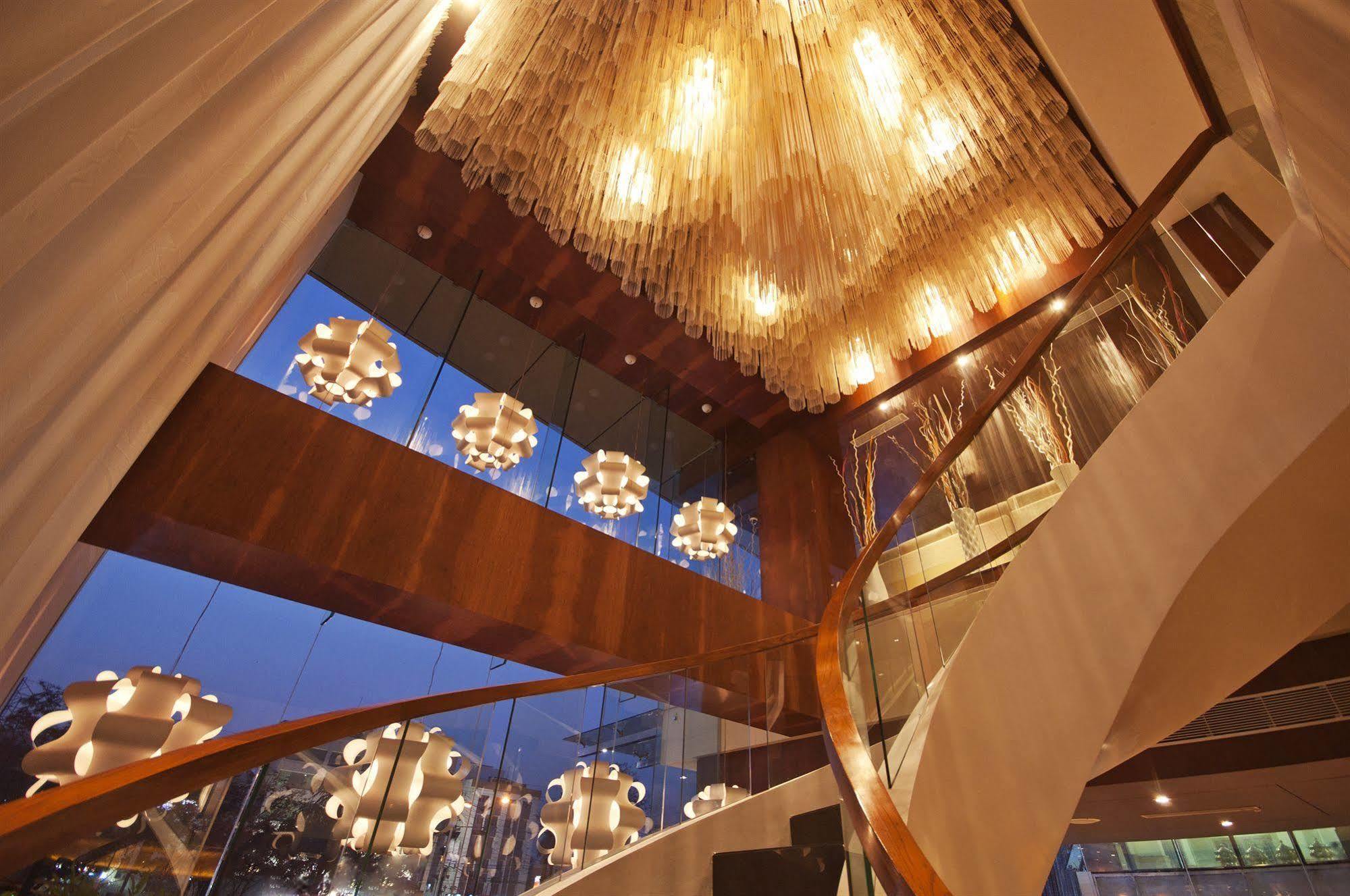Celesta - Kolkata Hotel Exterior photo